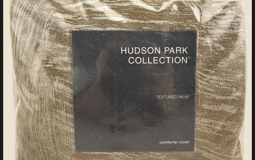 Hudson Park Textured Inlay FULL / QUEEN Duvet & Shams Set Truffle Brown